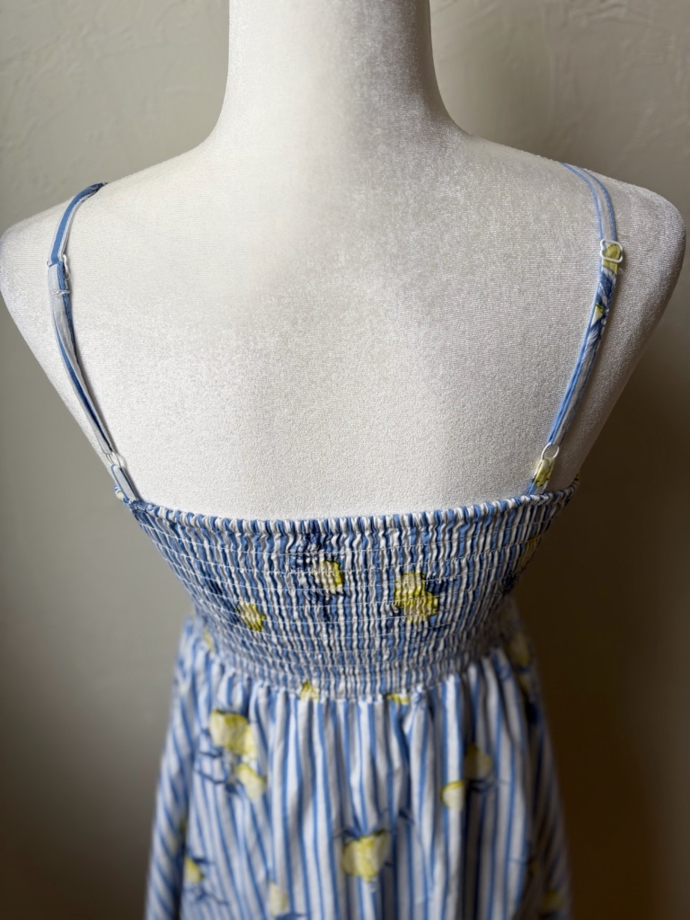Open Style Clo Lemon Stripe Sundress Blue White Smocked Back A-Line Medium - Picture 7 of 8